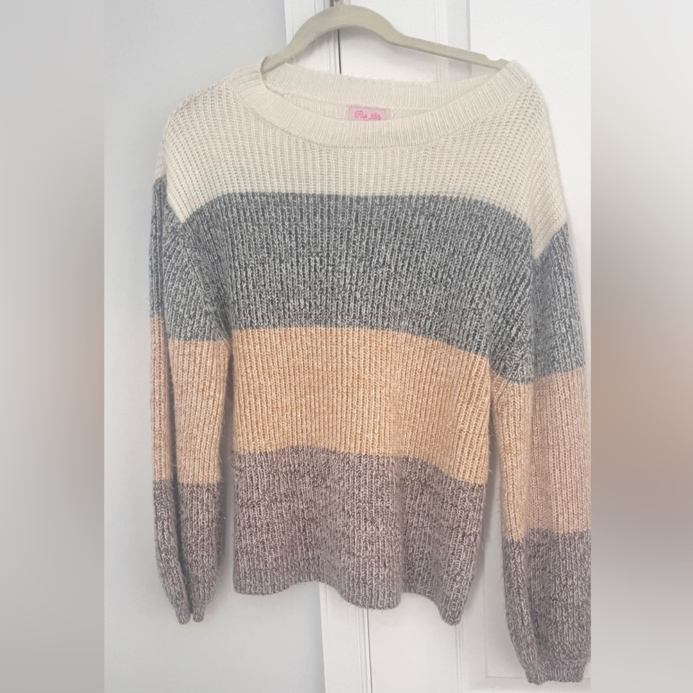 Size XS Pink Lilly oversized sweater